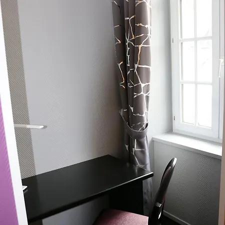 - Restaurant Eugenie 3* Pontorson