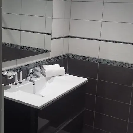 - Restaurant Eugenie Pontorson